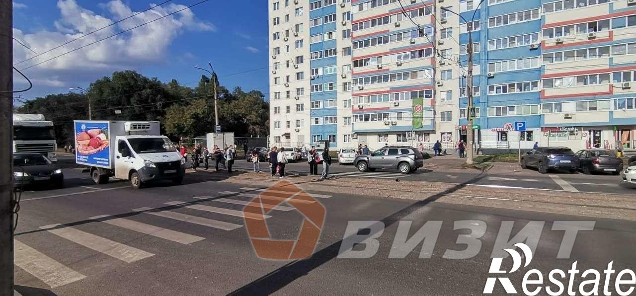 Купить торговое помещение за 14 555 000 рублей на Кирова проспект, 71а
