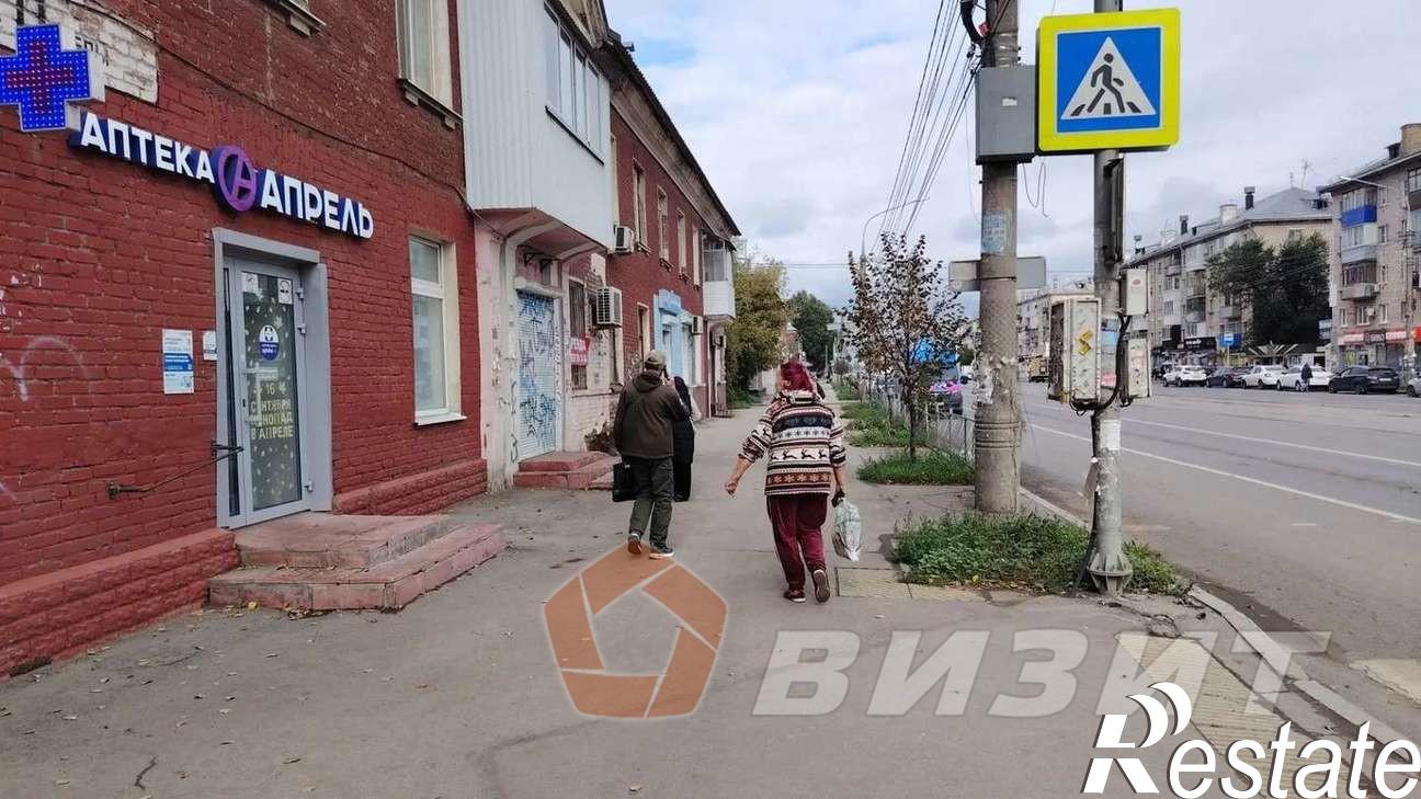 Купить торговое помещение за 11 700 000 рублей на Победы улица, 130