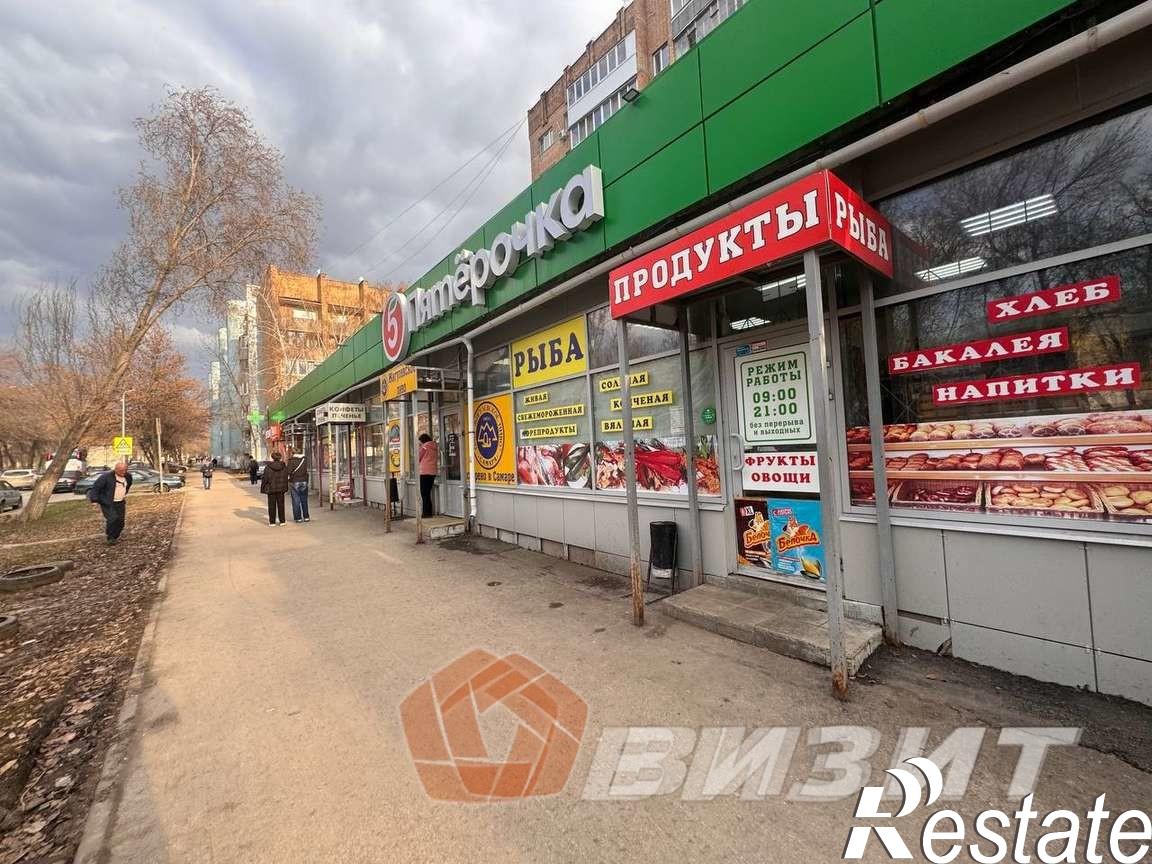 Купить торговое помещение за 28 500 000 рублей на Мориса Тореза улица, 13а