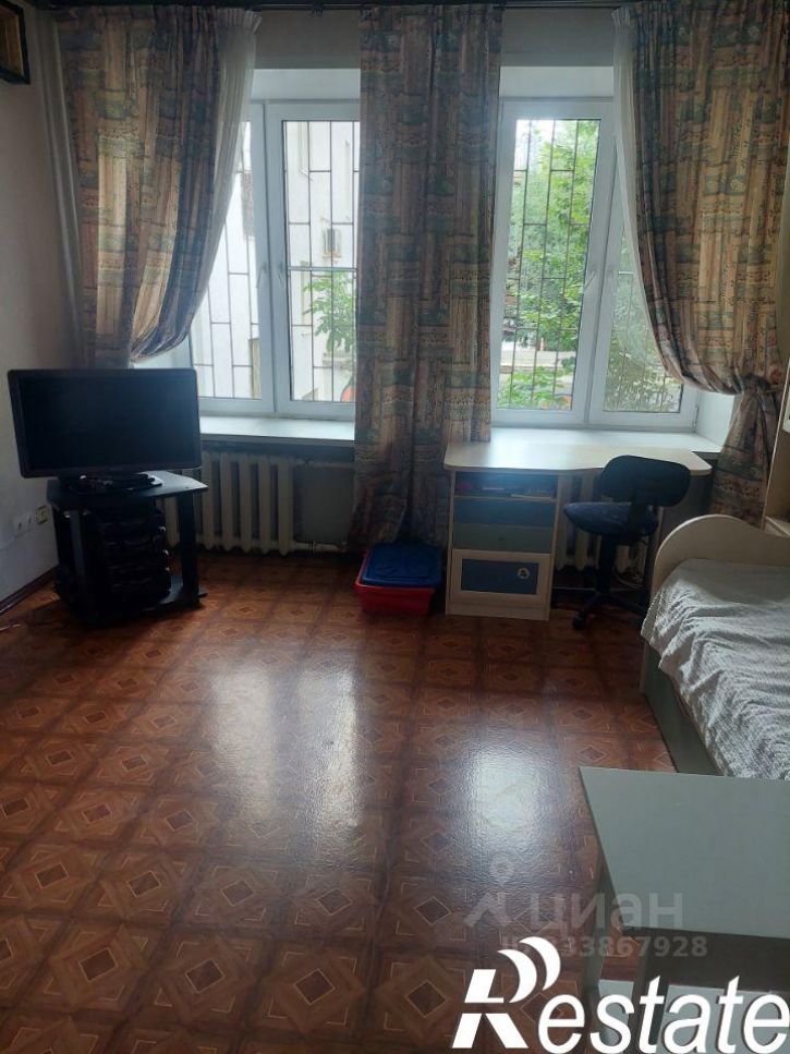 3-комн квартира улица Фрунзе, 105,  д. 105