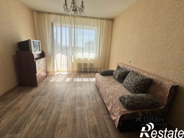2-комн квартира Симферопольская улица, 24,  д. 24
