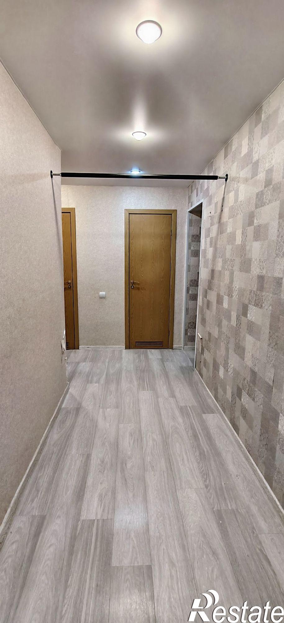 Купить квартиру за 9 500 000 рублей на Тополей улица, 4
