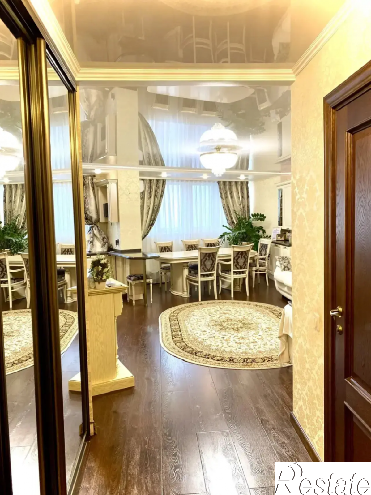 Купить квартиру за 12 250 000 рублей на Молодежная улица, 18