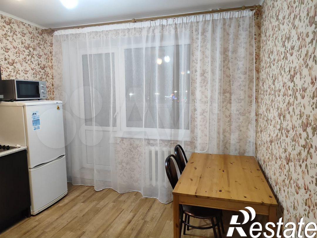 Сдать квартиру за 32 000 рублей на Карбышева улица, 61Б