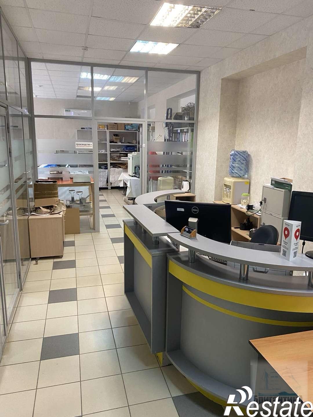 Купить офис, помещение под офис за 7 407 000 рублей на Революционная улица, 70к2