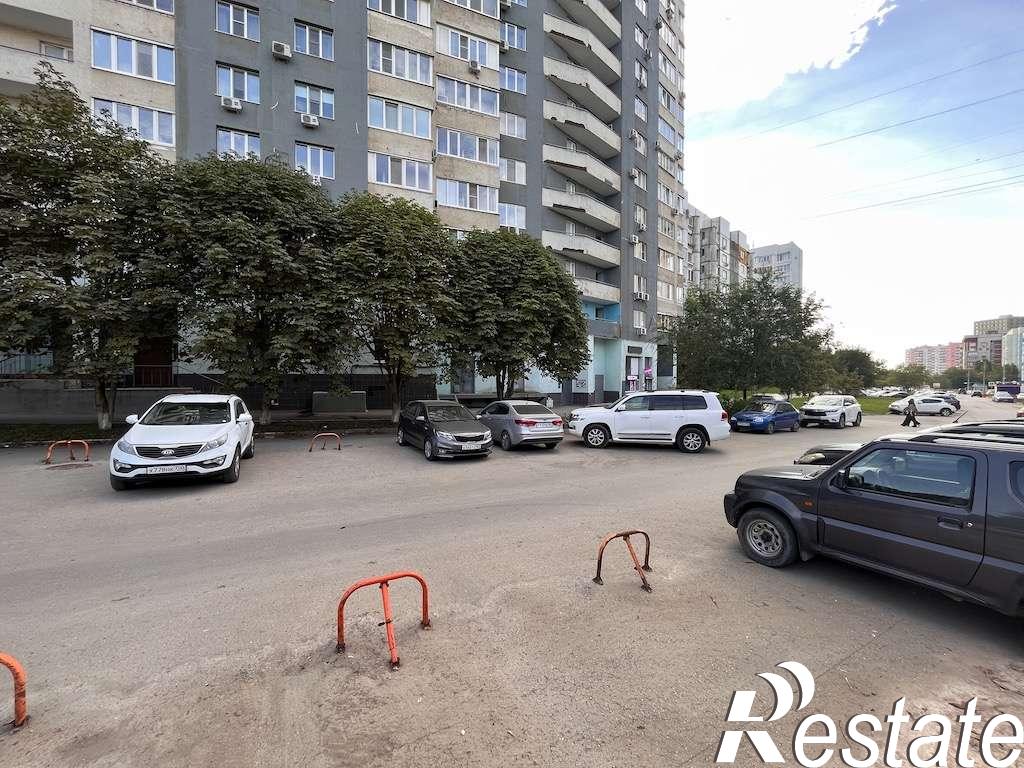 Купить торговое помещение за 7 500 000 рублей на Губанова улица, 20а