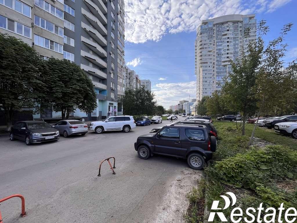 Купить торговое помещение за 7 500 000 рублей на Губанова улица, 20а