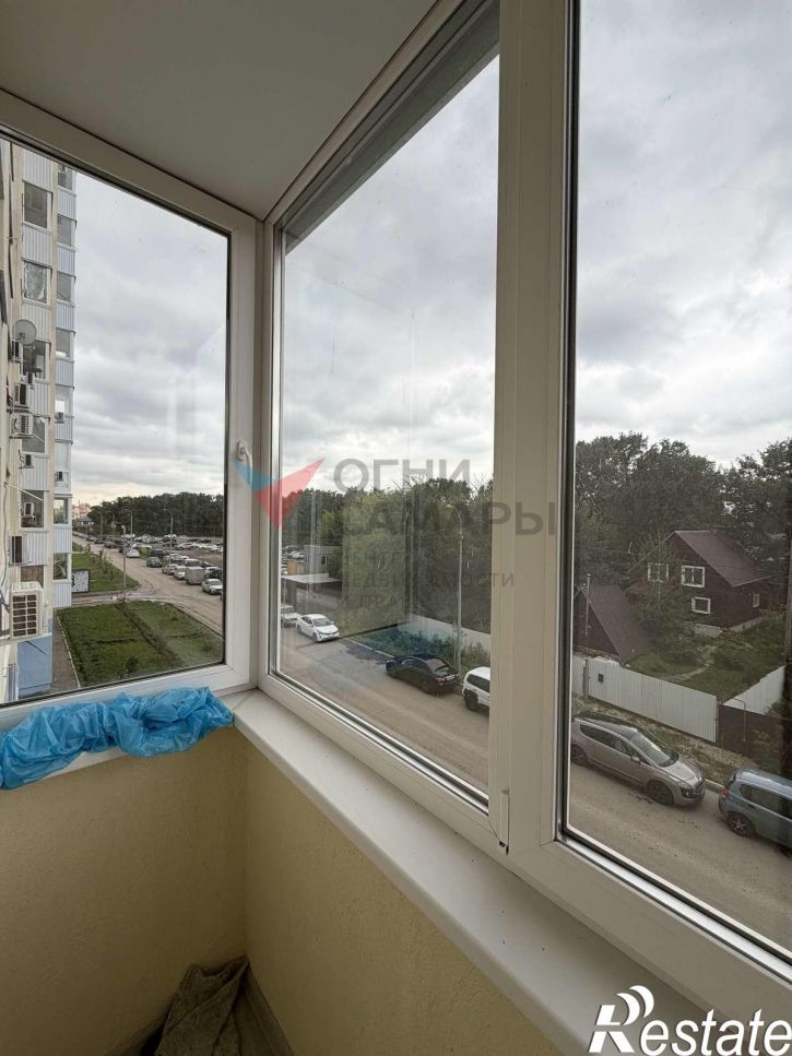1-комн квартира Петра Алабина улица, 2
