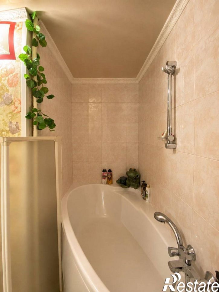 2-комн квартира Революционная улица, 77