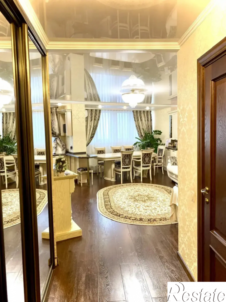 3-комн квартира Молодежная улица, 18
