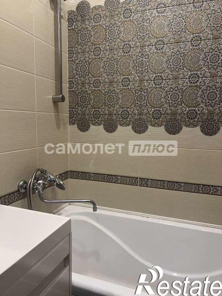 2-комн квартира Печёрская улица, 25