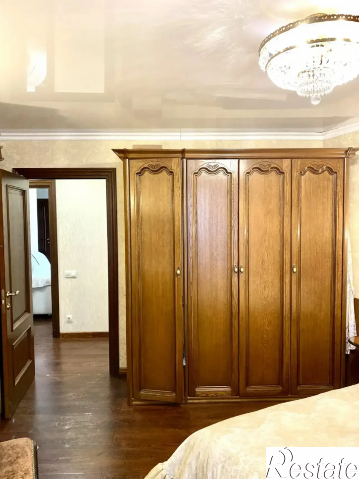 3-комн квартира Молодежная улица, 18