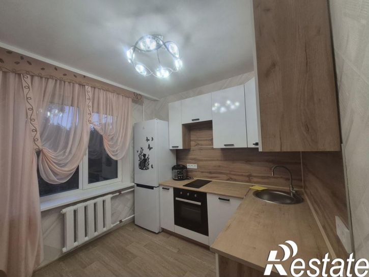 2-комн квартира Александра Матросова улица, 63