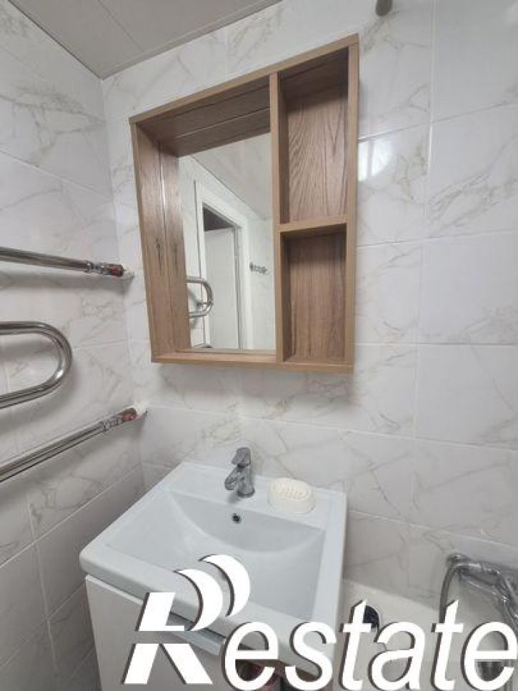 2-комн квартира Александра Матросова улица, 63