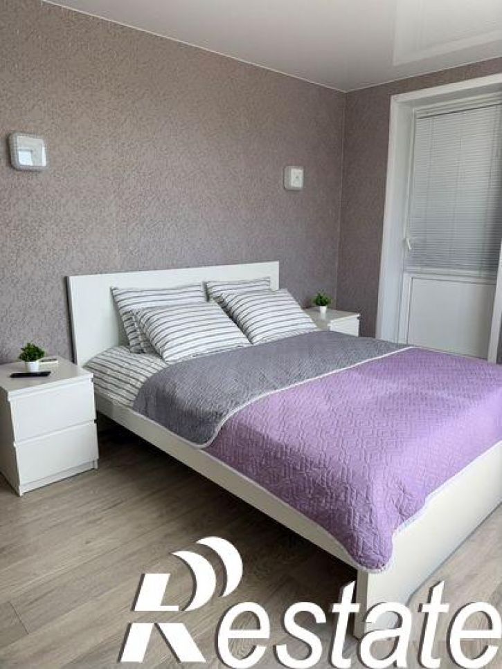 2-комн квартира Кирова улица, 322Ак6