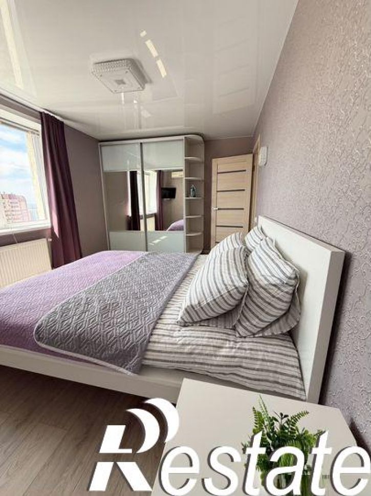 2-комн квартира Кирова улица, 322Ак6