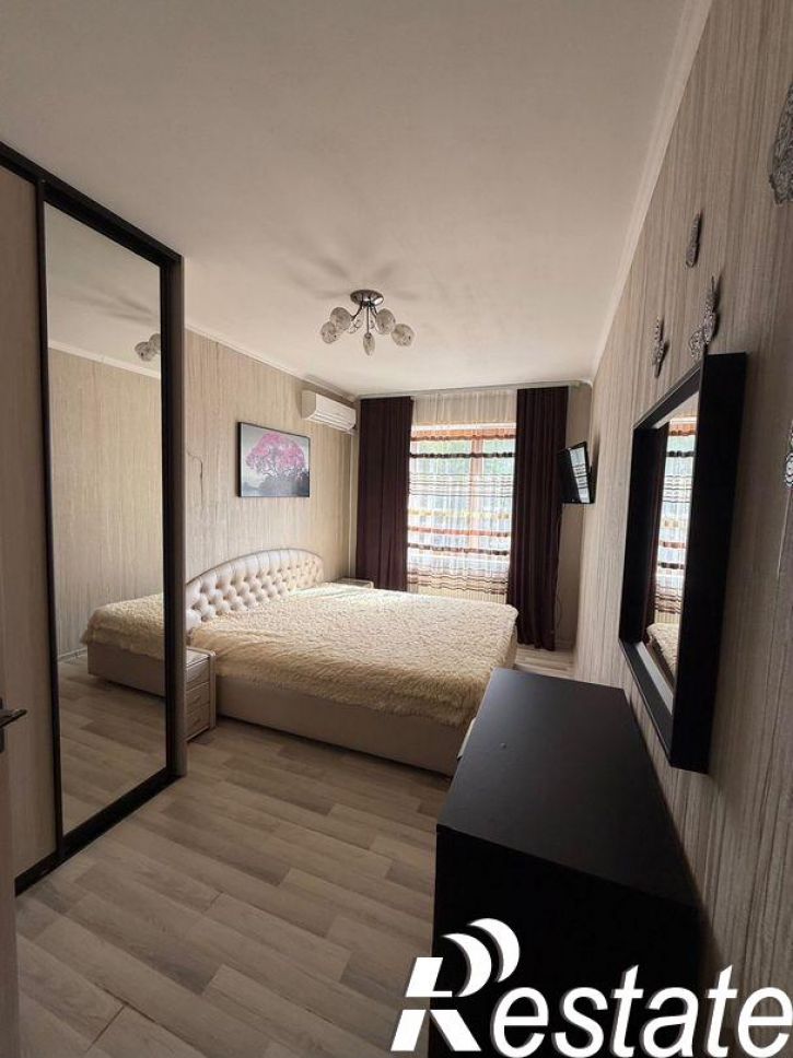 3-комн квартира Советской Армии улица, 238В