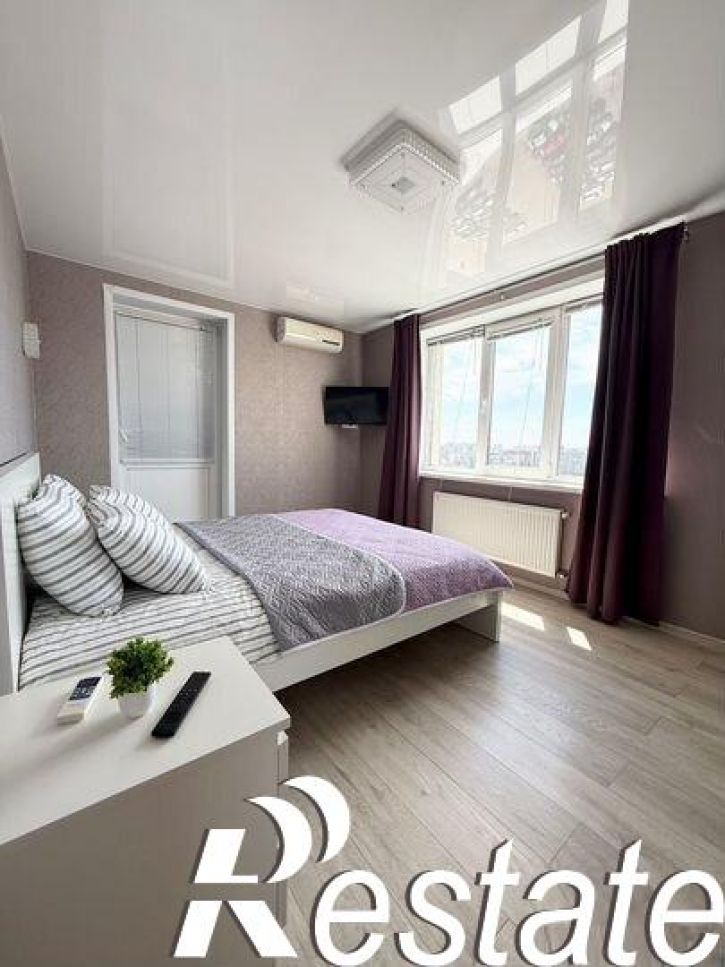 2-комн квартира Кирова улица, 322Ак6