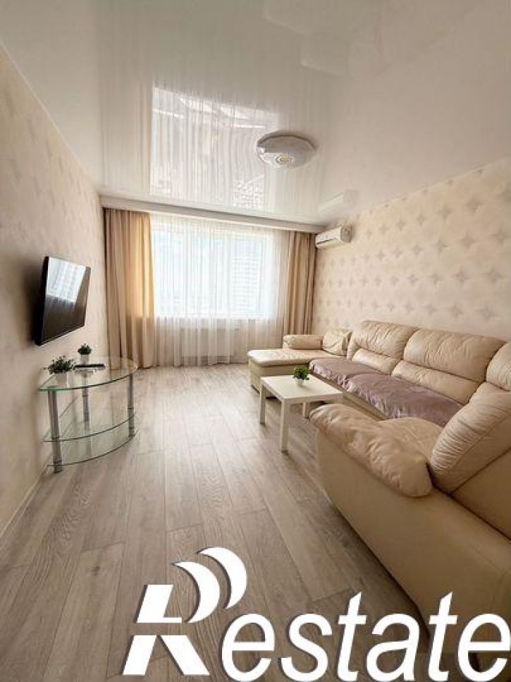 2-комн квартира Кирова улица, 322Ак6