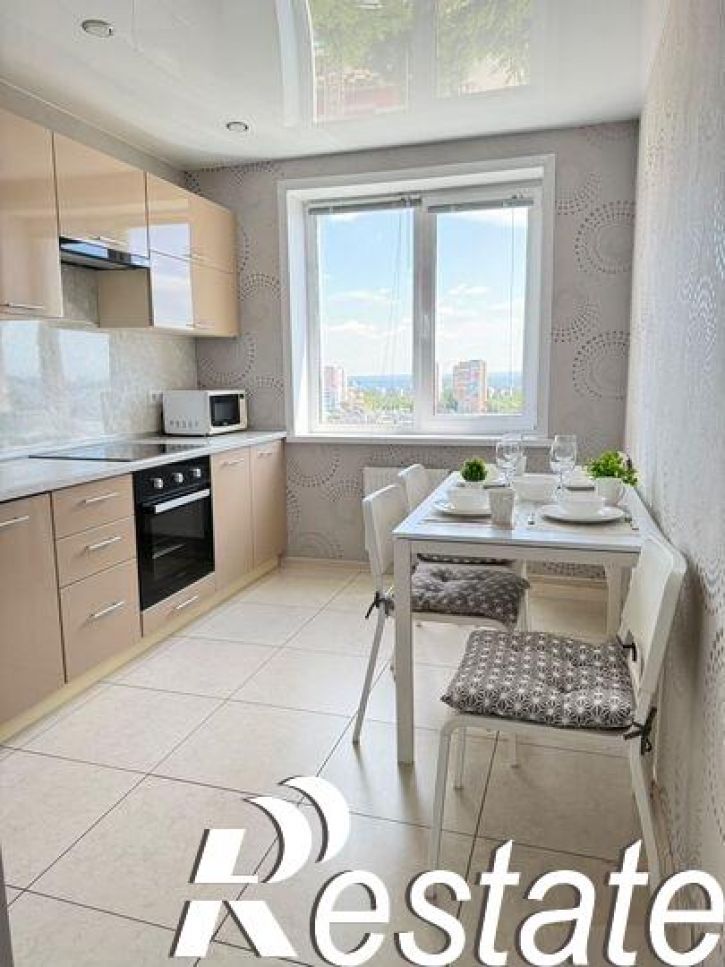 2-комн квартира Кирова улица, 322Ак6