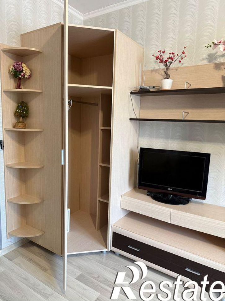 3-комн квартира Советской Армии улица, 238В