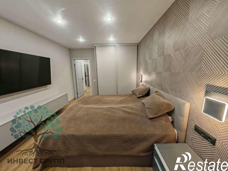 3-комн квартира Братьев Коростелёвых улица, 79