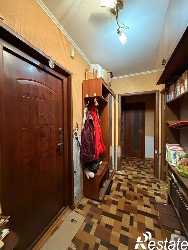 2-комн квартира 16-й квартал, 21