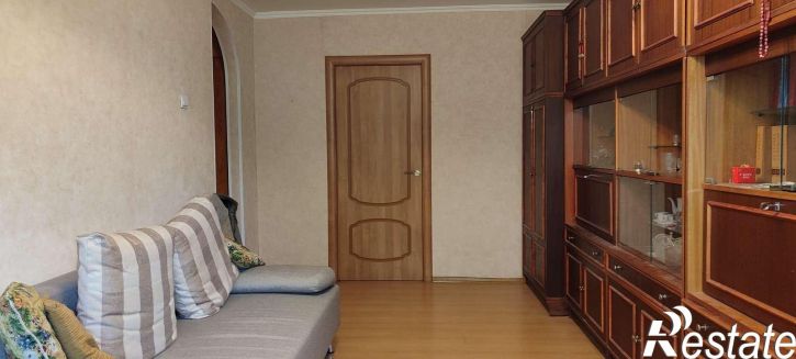3-комн квартира Осипенко улица, 8