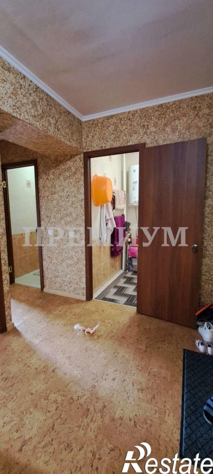 2-комн квартира Гастелло улица, 44