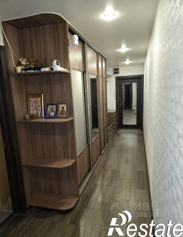 2-комн квартира улица Евгения Золотухина, 17,  д. 17