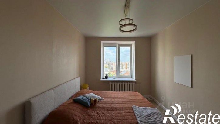 3-комн квартира улица Буянова, 100,  д. 100