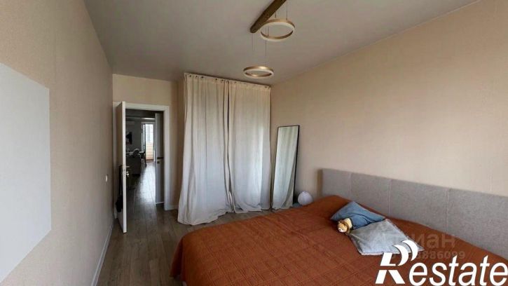 3-комн квартира улица Буянова, 100,  д. 100