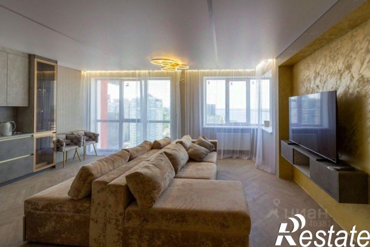 3-комн квартира Конноармейская улица, 26,  д. 26