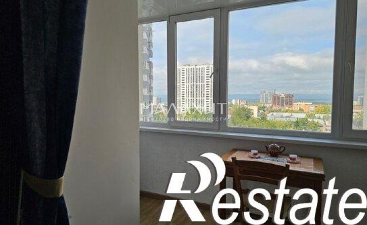 2-комн квартира улица Николая Панова, 50,  д. 50