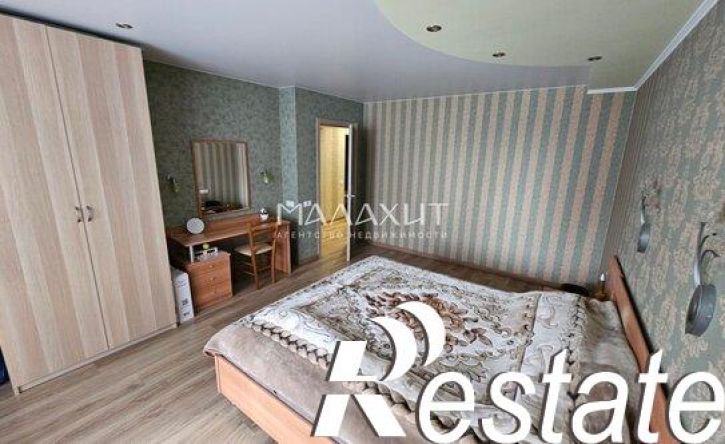 2-комн квартира улица Николая Панова, 50,  д. 50