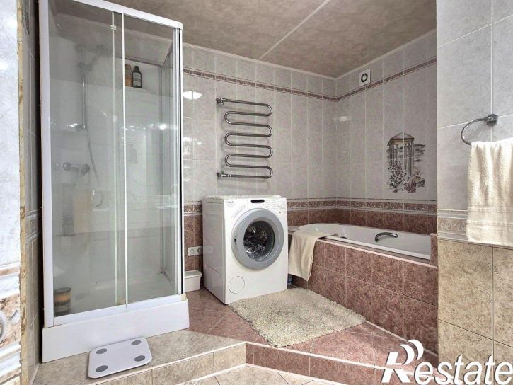 1-комн квартира проспект Кирова, 318,  д. 318