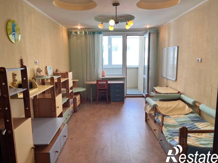 4-комн квартира улица Академика Павлова, 8,  д. 8