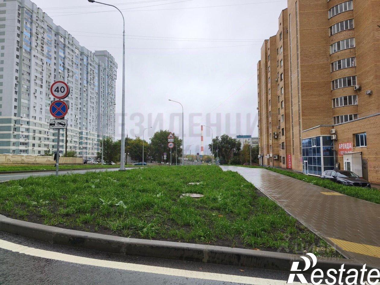 Сдать торговое помещение за 69 197 рублей на проспект Карла Маркса, 39