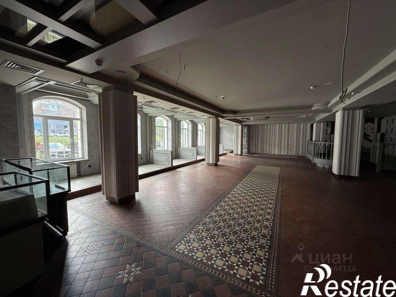 Купить торговое помещение за 150 000 000 рублей на проспект Ленина, 14