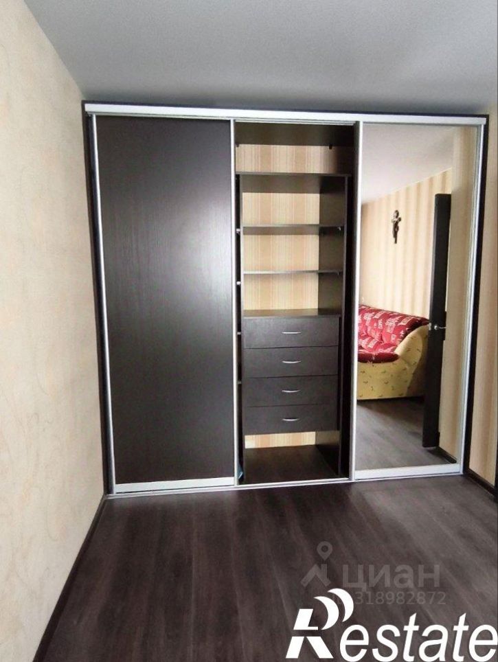 1-комн квартира улица Евгения Золотухина, 34,  д. 34