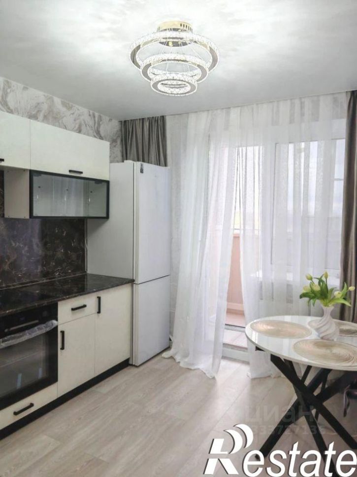 2-комн квартира улица Василия Татищева, 3,  д. 3