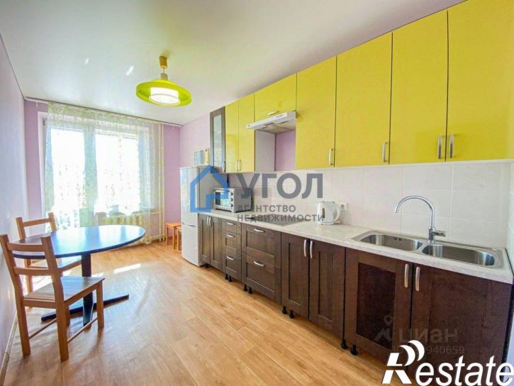1-комн квартира улица Буянова, 100,  д. 100