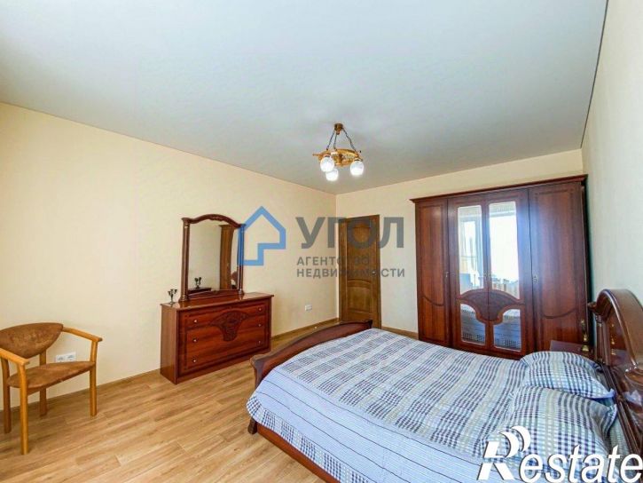 1-комн квартира улица Буянова, 100,  д. 100