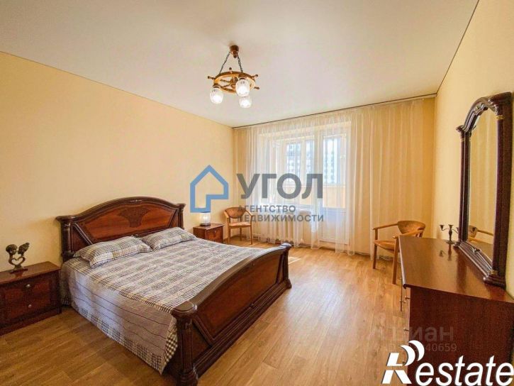 1-комн квартира улица Буянова, 100,  д. 100