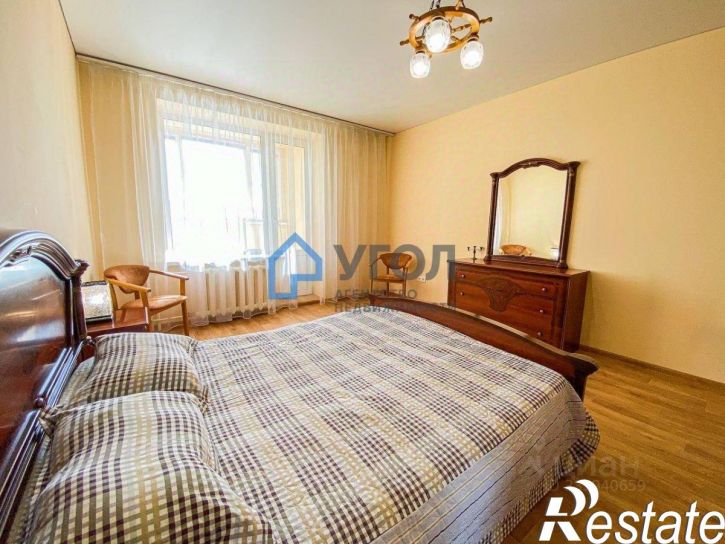 1-комн квартира улица Буянова, 100,  д. 100