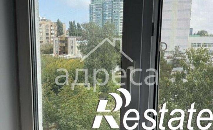 3-комн квартира Больничная улица, 20,  д. 20