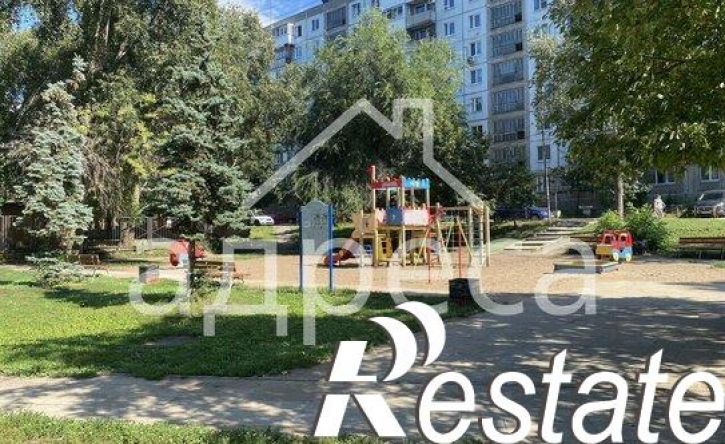 3-комн квартира Клиническая улица, 32,  д. 32