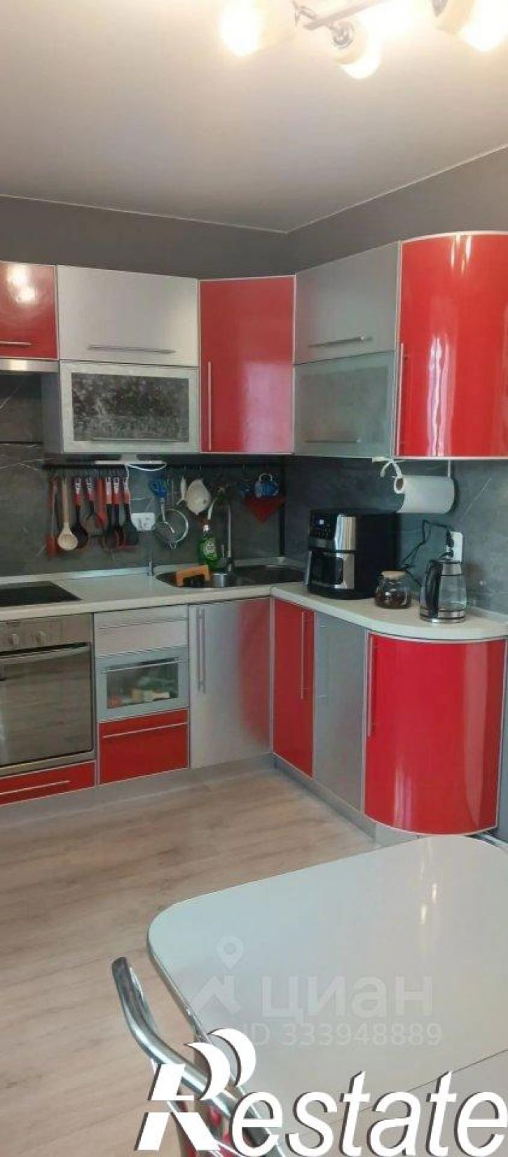 3-комн квартира улица Николая Баженова, 3,  д. 3