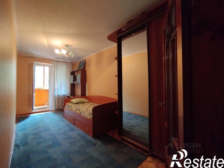 3-комн квартира улица Осипенко, 24,  д. 24