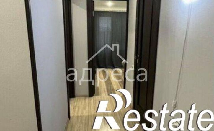 3-комн квартира улица Авроры, 70,  д. 70